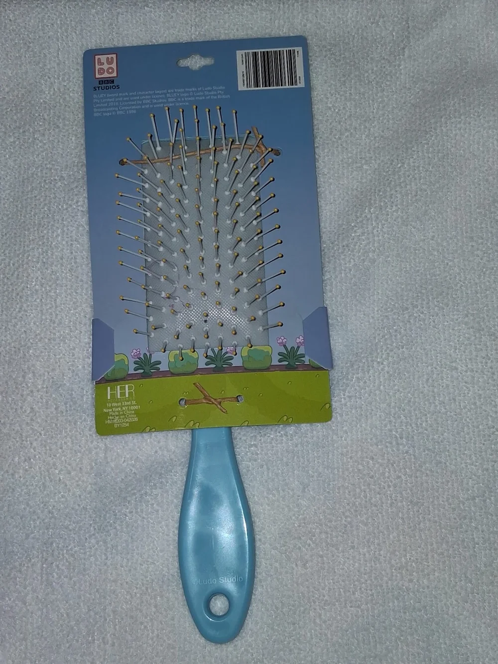 Bluey Kids Detangler Brush - Light Blue Cloud Design